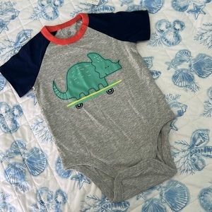 Baby Gap Short Sleeve Dinosaur Body Suit Size 18-24 Months